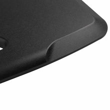Black | 22-inch-mat | Close-up image of the Stand Steady standing mat's beveled edges.