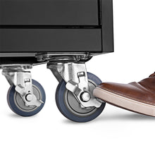 The Line Leader mobile tablet cart features easy-locking wheels.